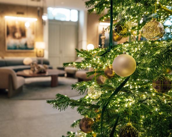 Hyatt_Božićno drvce.jpg
