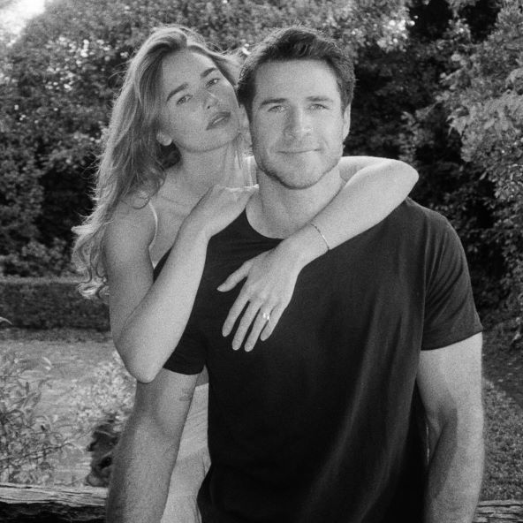 Liam Hemsworth i Gabriella Brooks