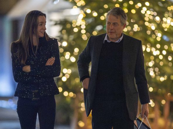 Hugh Grant i Anna Eberstein