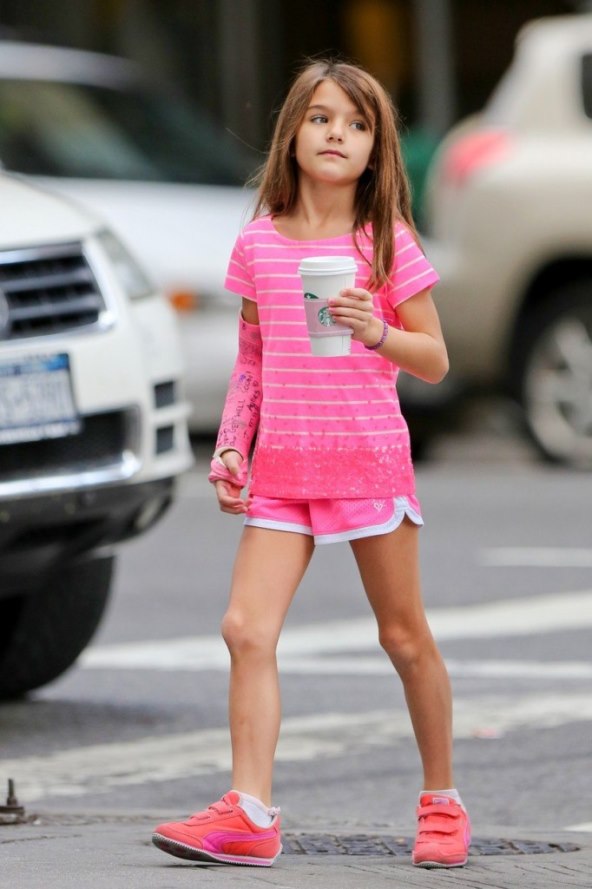 Mala modna ikona je narasla i danas se odijeva poput vršnjakinja