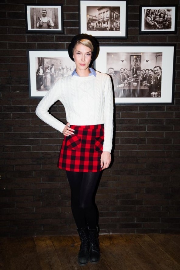 Bivša misica zablistala u rijetkom izlasku bez supruga i kćeri