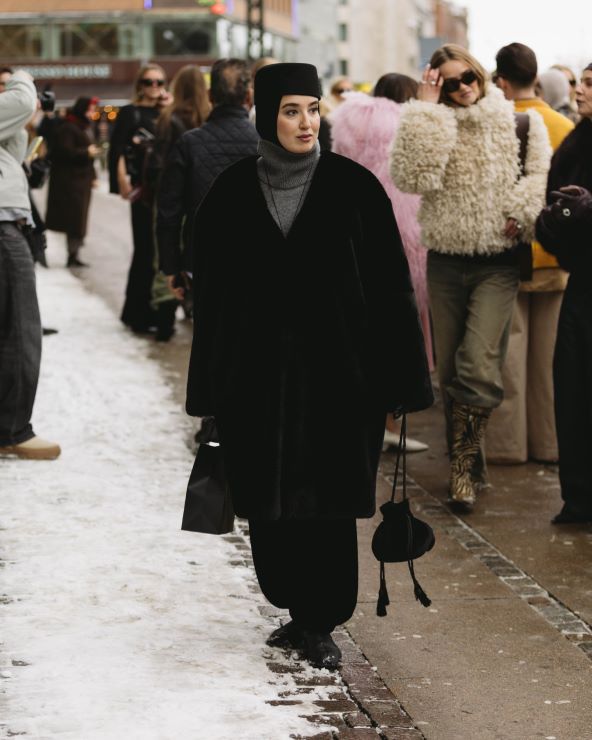 AW26-Copenhagen-Fashion-Week-Street-Style-Runway-Noor-u-nisa-Khan-16.jpg