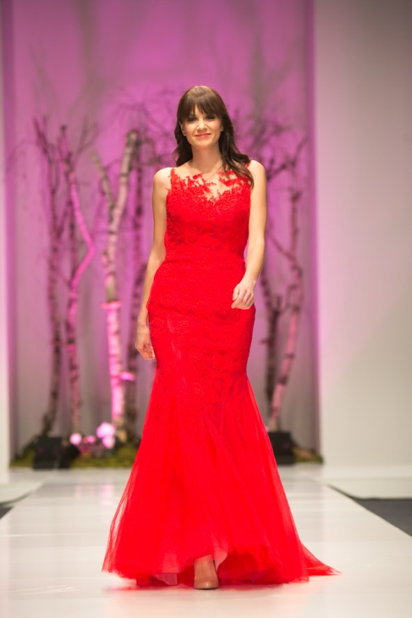 Zaručena Edita Misirić zablistala u vjenčanici