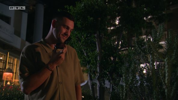 Karlo mijenja odluku.jpg