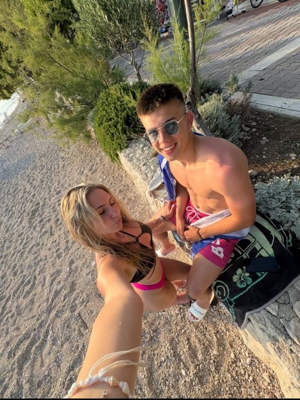 Adriano Jagušić s djevojkom Sarom