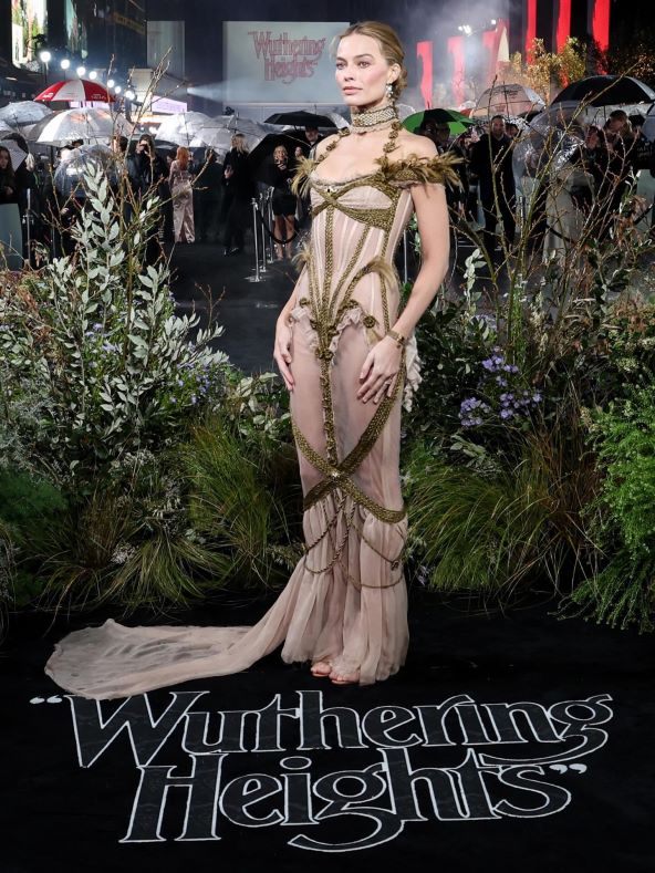 Orkanski visovi press tura Margot Robbie