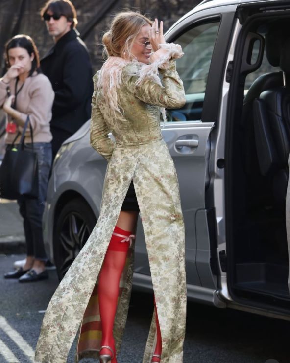 Orkanski visovi press tura Margot Robbie