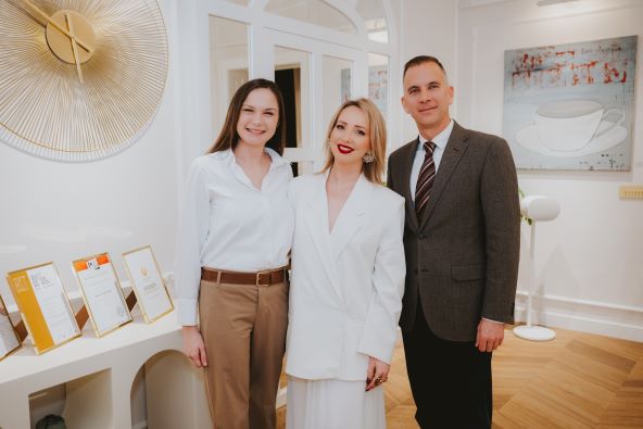 Academia Estetika Final Edits-89.jpg