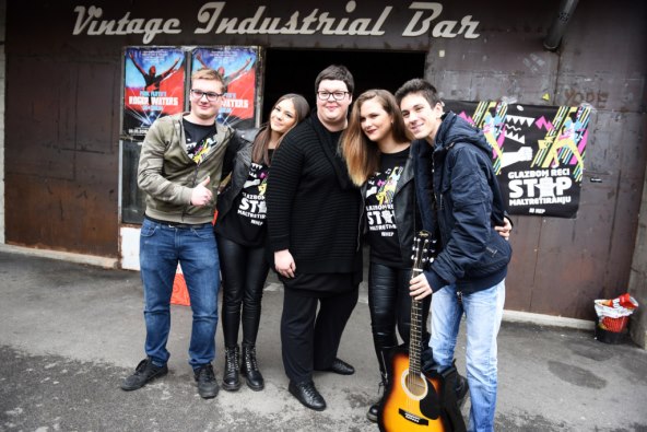 'Glazbom reci stop maltretiranju'