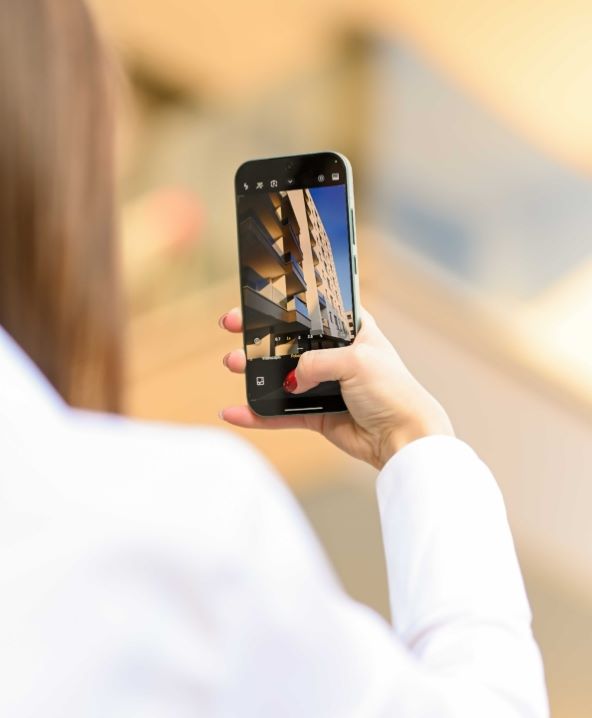 Xiaomi 17 Dora stolarka mob (7).jpg