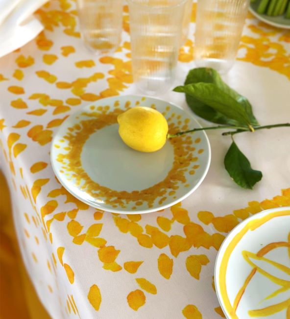 Merla x Saša Šekoranja_Glow_stolnjak_4.jpg