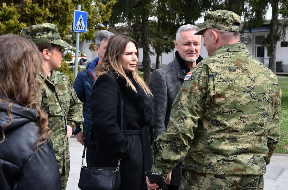 Marko Perković Thompson sa suprugom Sandrom