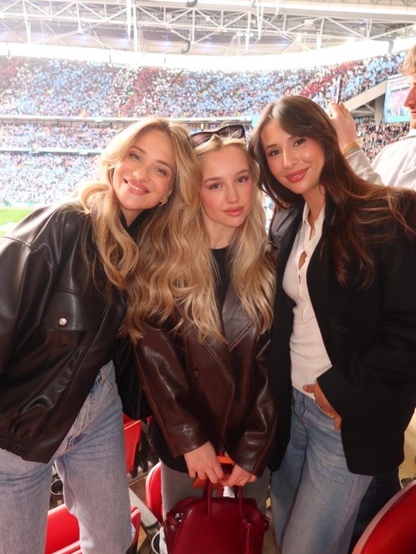 Lu Mastrović, Izabel Kovačić i Isabel Haugseng Johansen