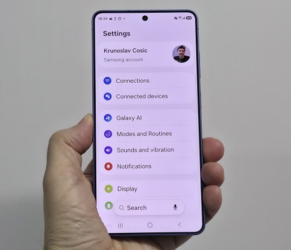 Samsung Galaxy S26 (1).jpg