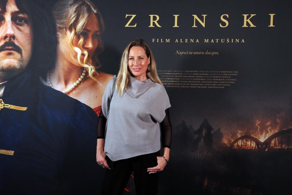 Csilla Barath Bastaic.jpg