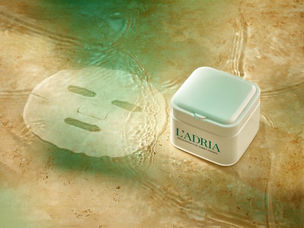 2026-02-08 LADRIA Regenerative Sheet masks 1 10000px.jpg