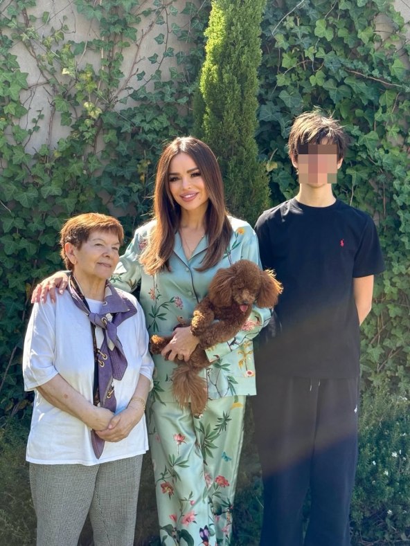 Severina s majkom Anom i sinom Aleksandrom