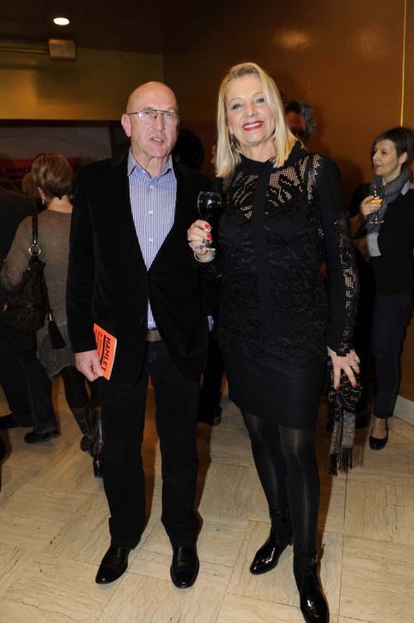 Nina Violić balonima nagrađena nakon premijere 'Hamleta'