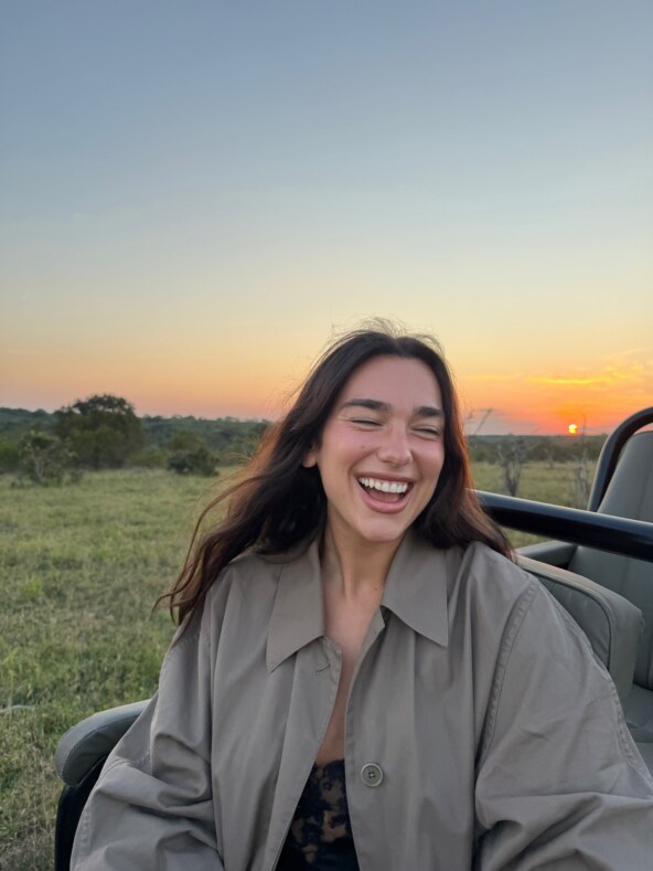 Dua Lipa safari 2026