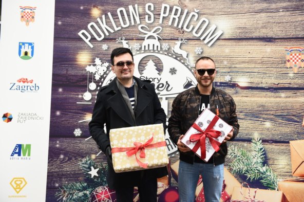 Domaće zvijezde podržale projekt 'Poklon s pričom – Story Super Božić sa Superseniorima'