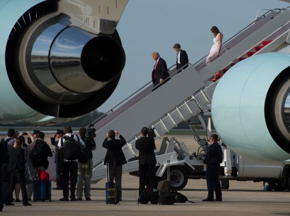 Trump ponovno osramotio Melaniju