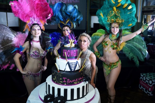 ZA PAMĆENJE Pola estrade tulumarilo na velikom slavlju Maje Šuput