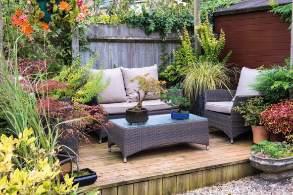 Dnevni boravak na otvorenom: Vrtovi i terase koje ćete poželjeti kopirati