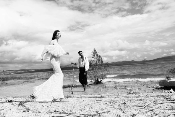 Suvremena mladenka kroz povijesni okvir dalmatinske tradicije