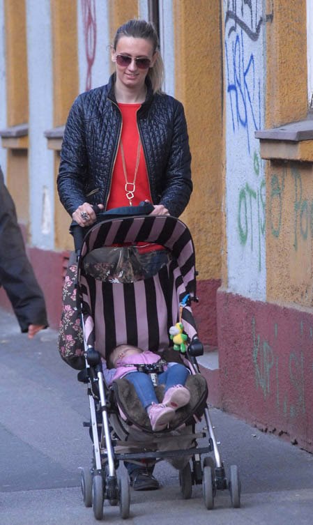 Romina Knežić uživa u majčinstvu