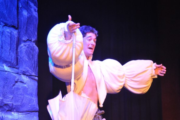 Priča o čovjeku koji kamenom pokušava razbiti sudbinu...