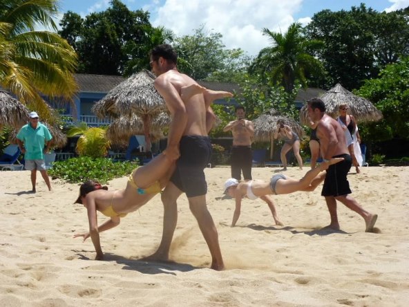 U javnost procurile fotografije s prvog vjenčanja Meghan Markle