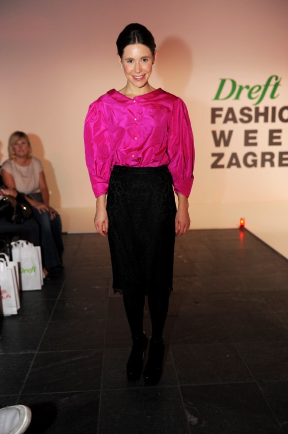 I PAD I RAST: Isporuke sklopivih pametnih telefona