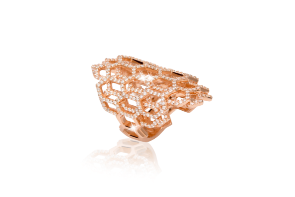 Otkrijte svevremensku eleganciju minimalistički dizajniranog nakita