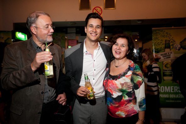 Marijana Batinić u koncertu Marka Tolje uživala s dečkom Matejem 