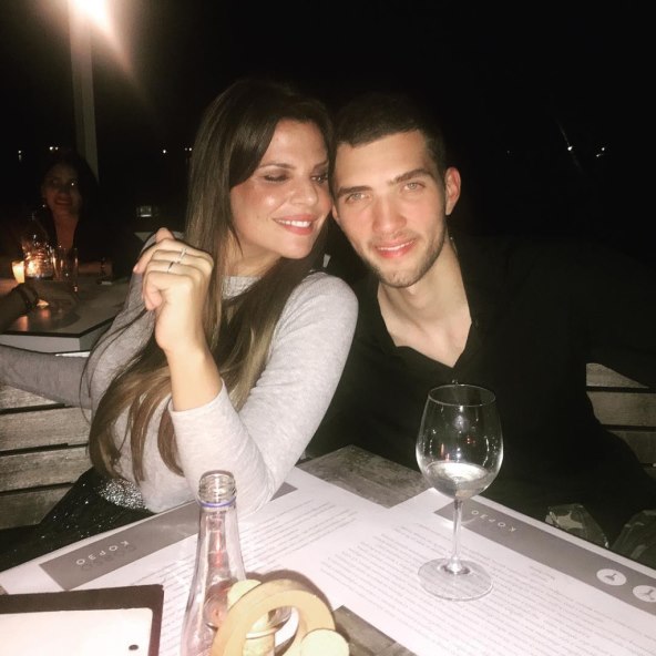 Pjevačica Martina Vrbos postala mama malenog dječačića Koste