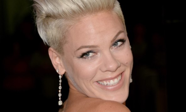 BEZ PARDONA Kad jake žene preuzmu inicijativu