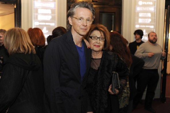 Torta za sve koji su se našli u 'Kući lutaka' zagrebačkog HNK-a