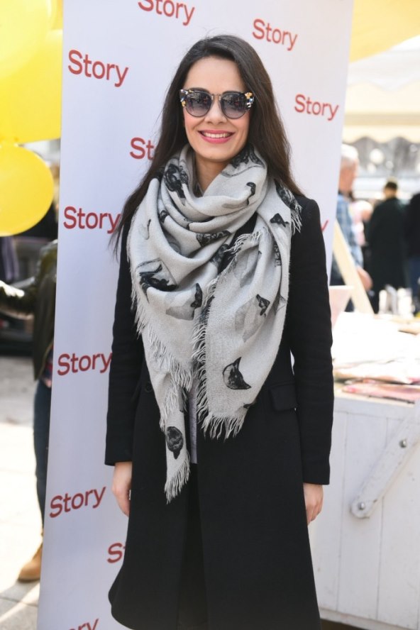 Poznati kupili, ali i prodali brojne žute buketiće narcisa