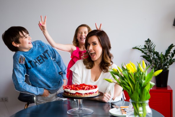 NIVES CELZIJUS: 'Ovih dana sam prezaposlena pa je Dino više s djecom'