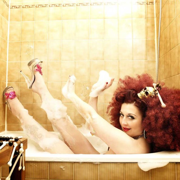 Krcati SC glasno bodrio američke burleskne zvijezde