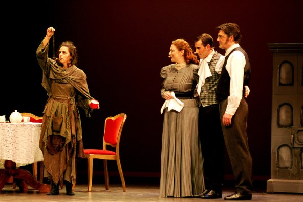 Klinci poznatih glumaca uživali u predstavi 'Djevojčica sa žigicama'  