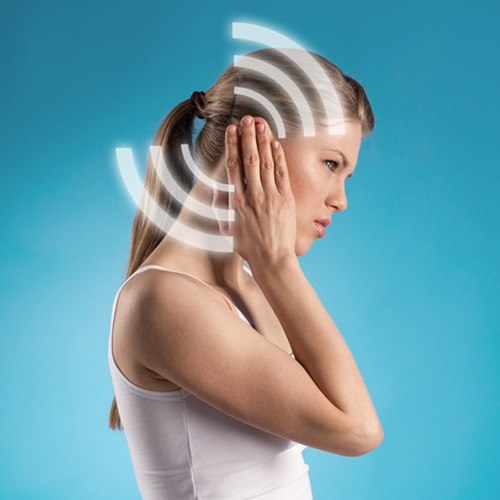 Nova prirodna metoda, koja pomaže ženama u oslobađanju od šumova u ušima