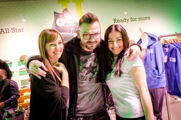 Brojni poznati pohrlili po omiljene tenisice