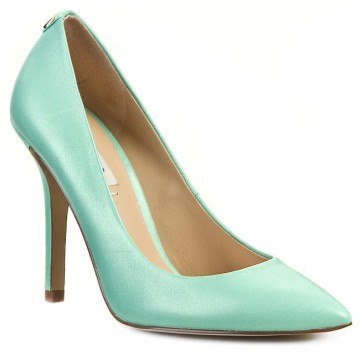 Posjetite privremeni Guess outlet store u King Crossu od 01. -10.travnja