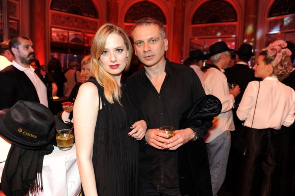 Tko je to rasplesao Leonu Paraminski? 