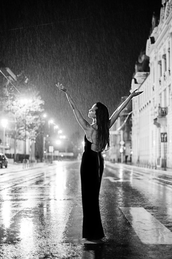 Korana Gvozdić i pokisla izgleda savršeno