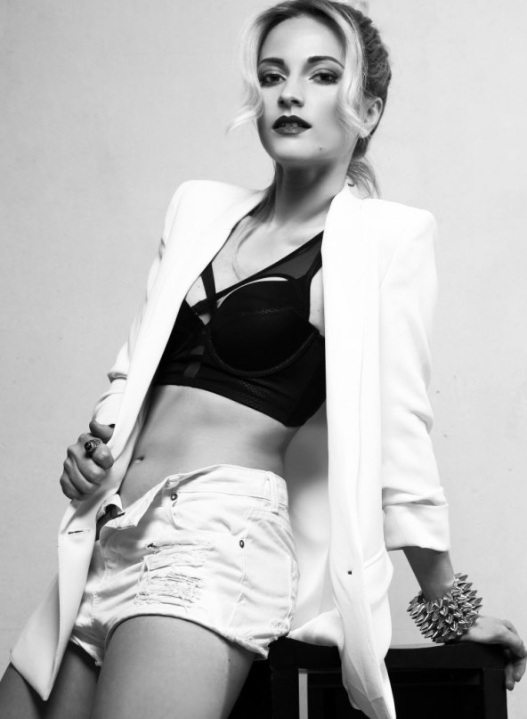 Nikad izazovnija Pamela Ramljak