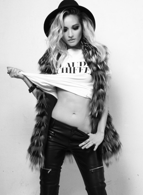 Nikad izazovnija Pamela Ramljak