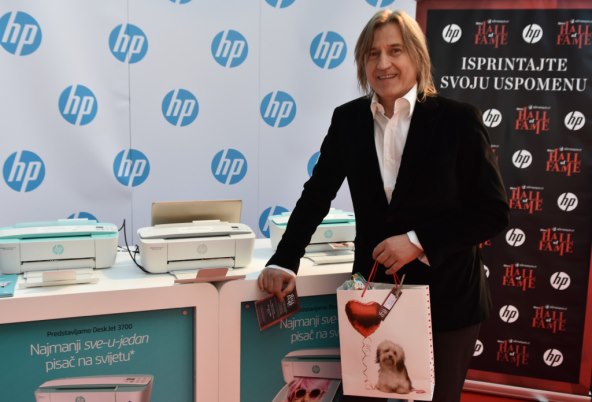 Svi su jedva čekali ovjekovječiti party o kojem svi pričaju