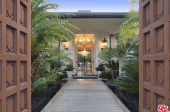 Miljenik žena na prodaju stavio svoje ljubavno gnijezdo